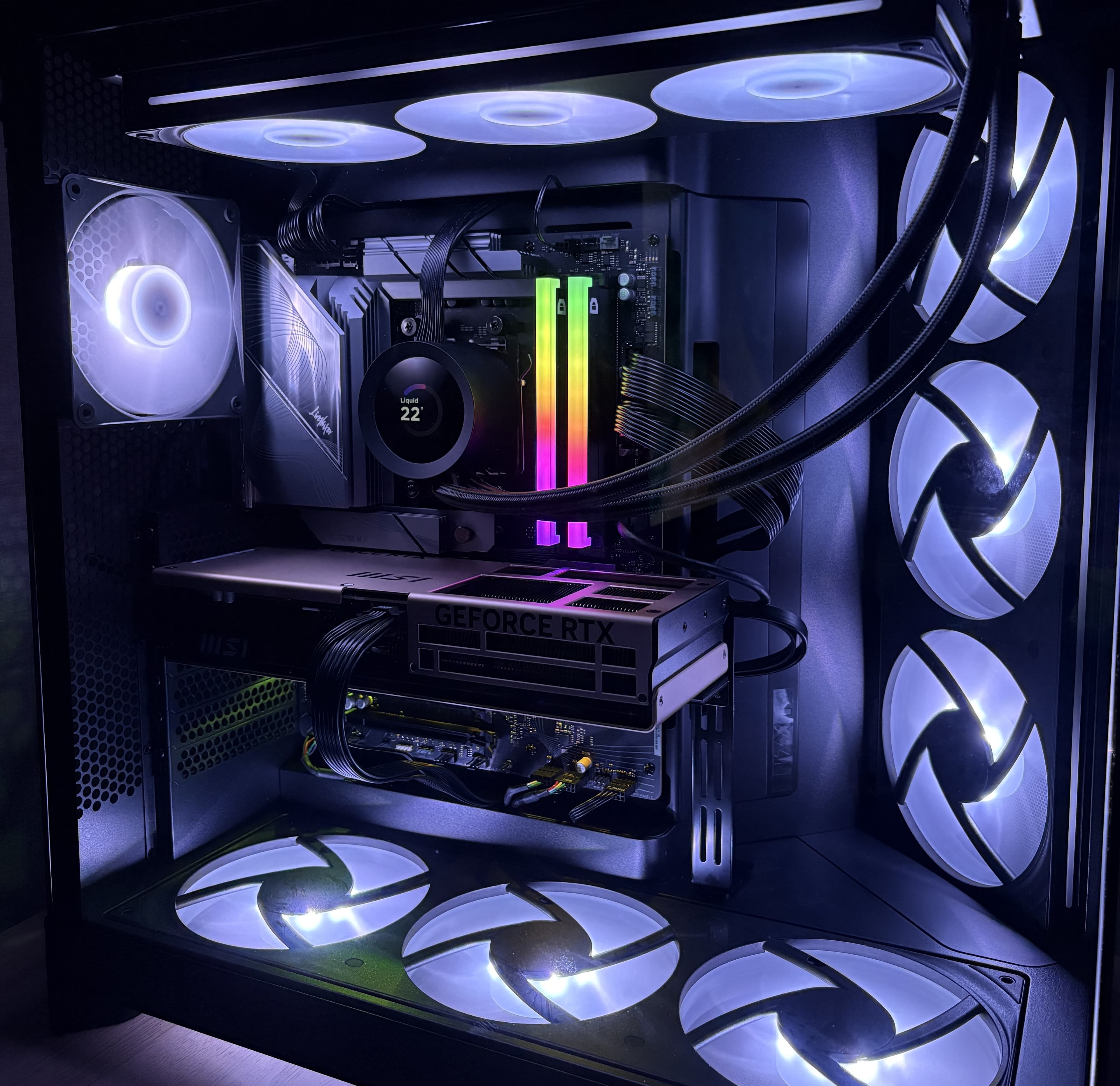 人生初の自作PCを組んでみた話(総額38万円 / RTX5070Ti + Ryzen 7 9700X)